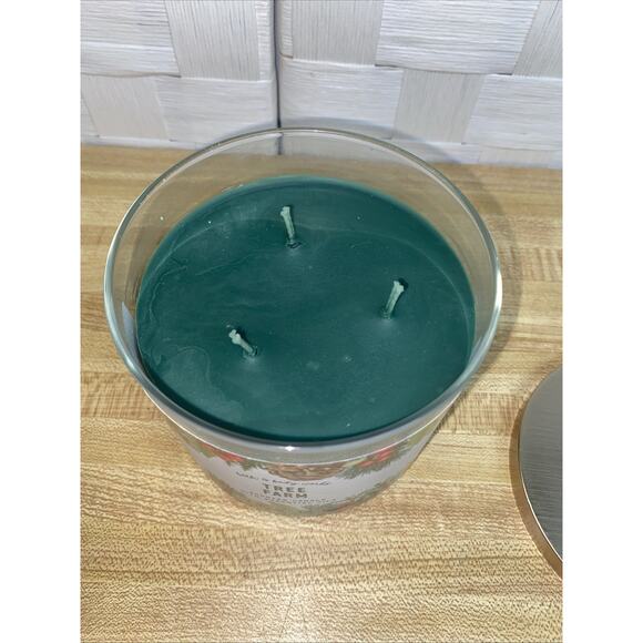 Bath & Body Works TREE FARM 3-Wick Candle 14.5 oz Pine Needle, Warm Cedar Notes - Picture 2 of 3